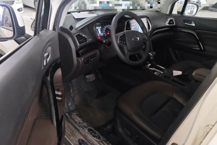 Used GAC Trumpchi GS4 2017 235T Automatic Two-Wheel Drive Luxury Smart Connectivity Version Driver Seat