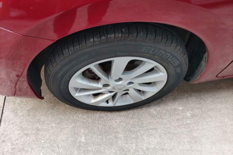 Used Nissan Tiida 2016 1.6L CVT Cool Dynamic Edition