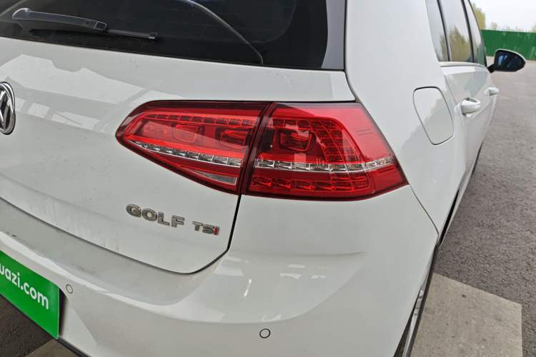 Used Volkswagen Golf 2014 1.4TSI Automatic Comfort Model Right Rear Taillight