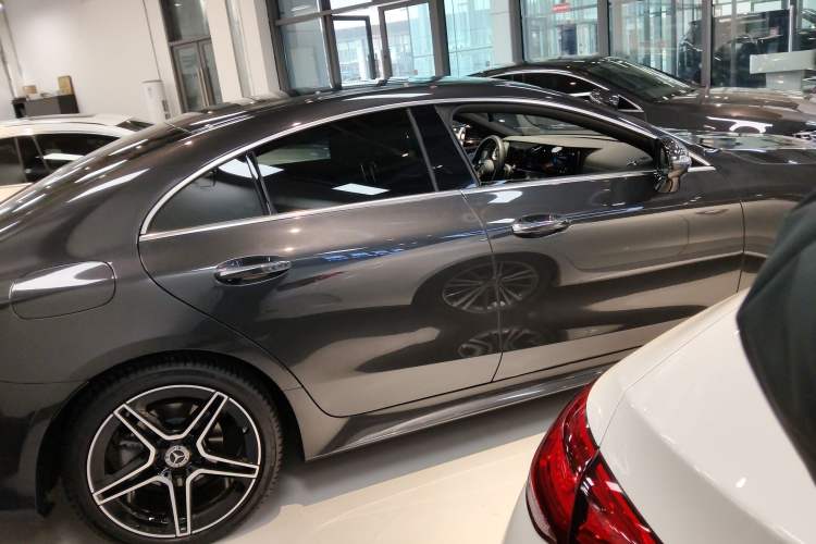 Used Mercedes-Benz CLS 2022 CLS 300 Luxury Model
