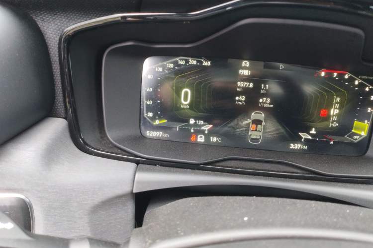 Used Lynk & Co 03 2021 2.0TD Automatic Trendy Champion Edition Odometer Close Up