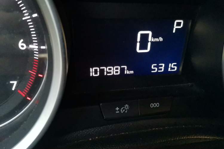 Used Peugeot 408 2018 Revised 350THP Automatic Luxury Edition Odometer Close Up