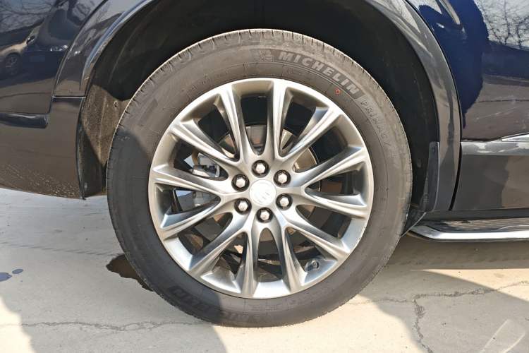 Used Buick Enclave 2022 652T Two-Wheel-Drive Prestige 7-Seater Exterior 5