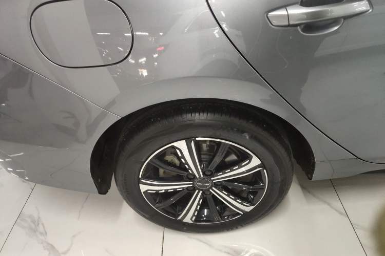 Used BYD Destroyer 05 2024 Honor Edition DM-i 120KM Luxury Model
