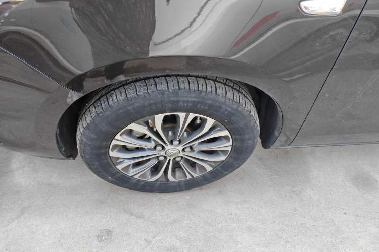 Used Buick GL8 2021 Land Cruiser Executive Class 652T Comfort Model