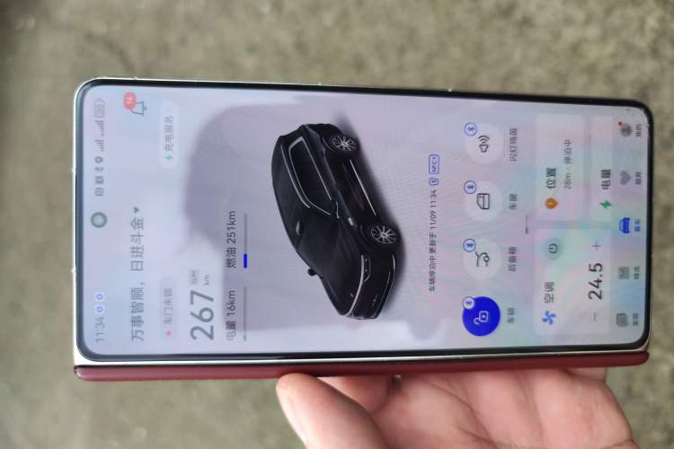 Used Hima AITO M8 2025 Extended-Range Max+ Version 53.4 kWh 6-Seater Edition Interior 1