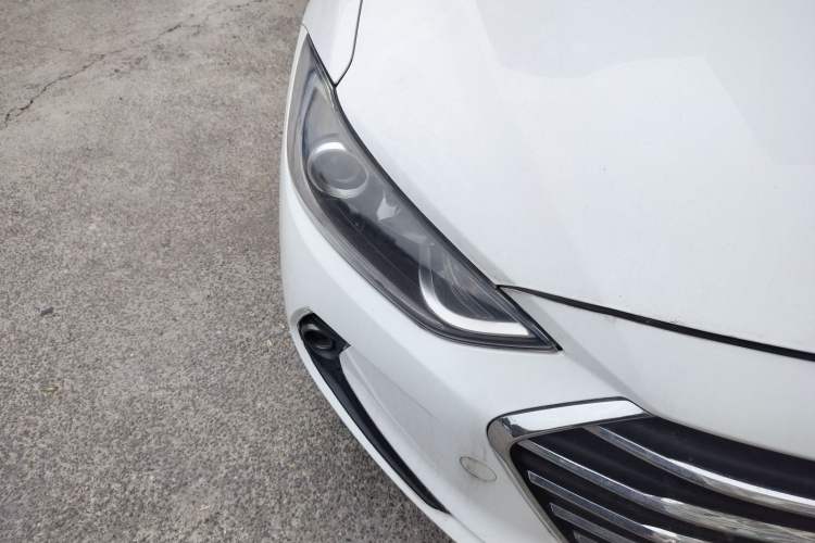 Used Hyundai Elantra (6th Generation / Lingdong) 2016 1.6L Automatic ZhiXuan – Elite Version Exterior 6