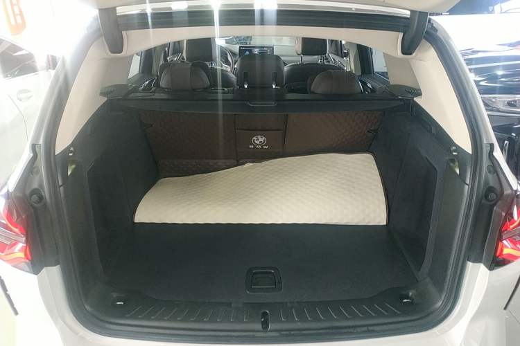 Used BMW iX3 2023 Leading Model
