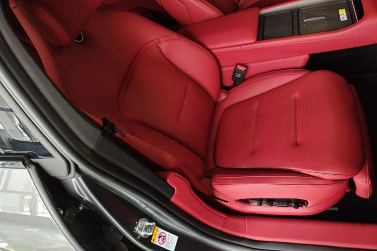 Used Avatr 12 2025 Year Updated Ultra Extended-Range Version Right Front Seat