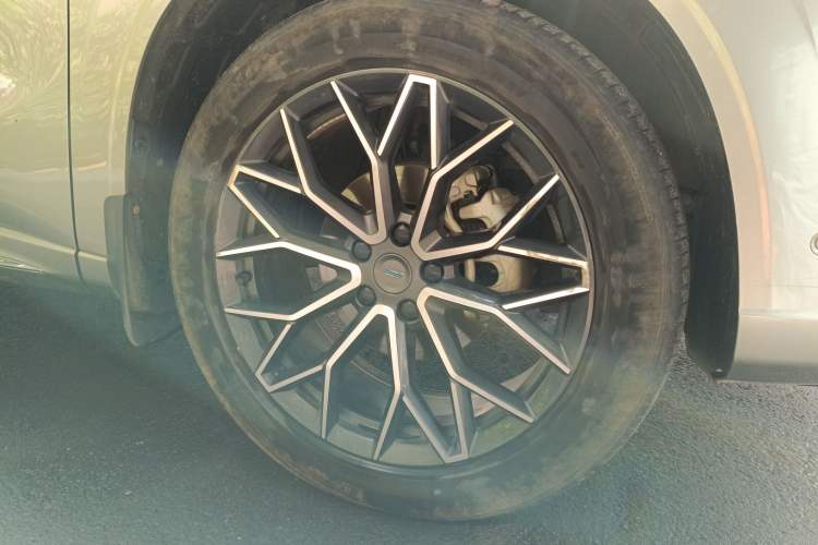 Used Oshan Z6 New Energy 2023 ZhiDian iDD 150KM Flagship PLUS Smart Parking Edition
