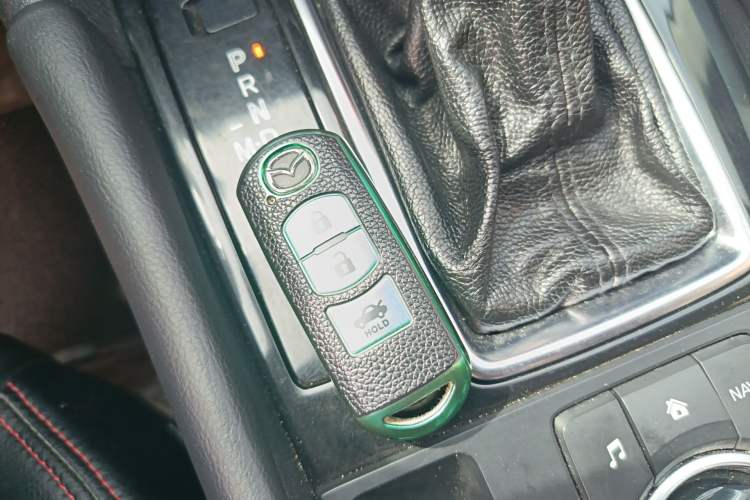 Used Mazda 3 Axela 2017 Sedan 1.5L Automatic Luxury Model Emission Standard China V