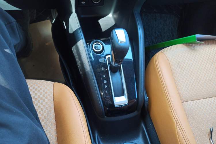 Used Nissan Kicks 2017 1.5L CVT Smart Edition
