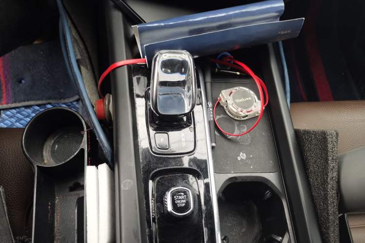 Used Volvo XC60 New Energy 2022 T8 Plug-in Hybrid All-Wheel Drive Smart Luxury Edition Gear Lever