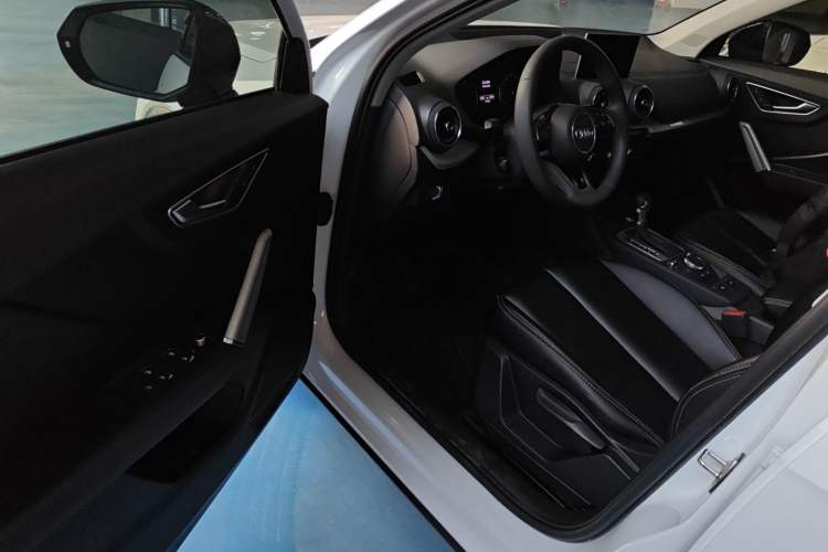 Used Audi Q2L 2021 35 TFSI Progressive Dynamic Edition