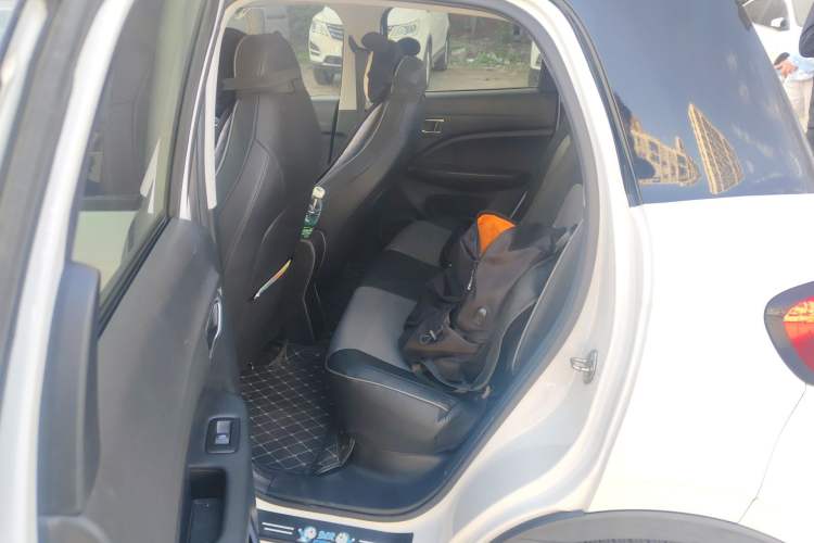 Used Leapmotor T03 2021 400 Lite Edition - Lithium-Ion Battery Interior 4