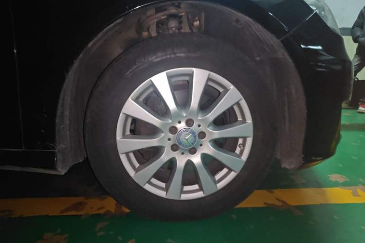 Used Mercedes-Benz R-Class 2010 R 350 L 4MATIC