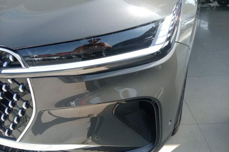 Used Lincoln Nautilus 2023 2.0T All-Wheel-Drive Luxury Edition Left Front Headlight