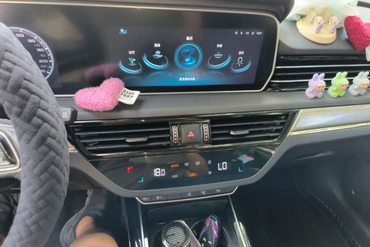 Used Hongqi HS5 2022 Revised Version 2.0T Smart Connect Flagship Edition