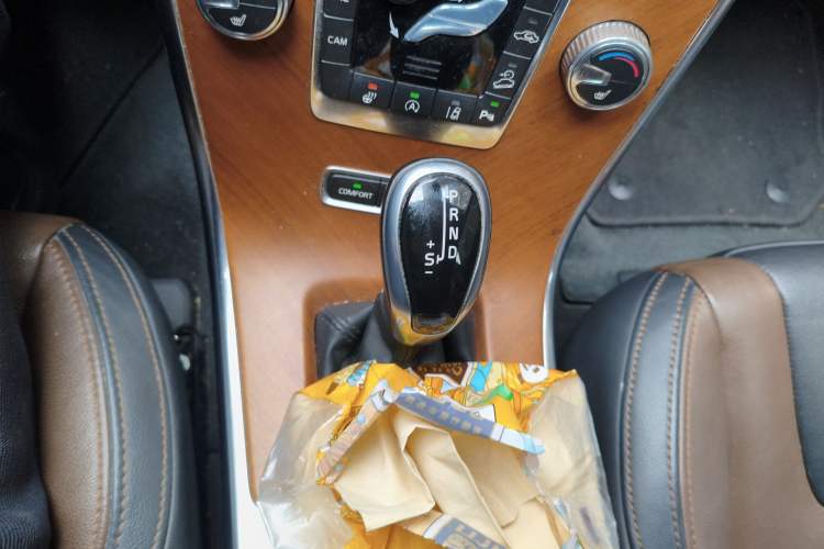 Used Volvo XC60 2015 T6 AWD Smart Version