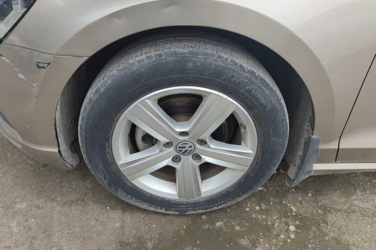 Used Volkswagen Lamando 2017 230TSI DSG Fashion Edition
