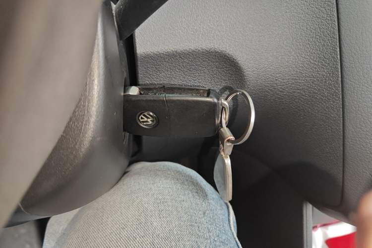 Used Volkswagen Touran 2013 1.4T DSG Comfort Edition 5-Seater Vehicle Key