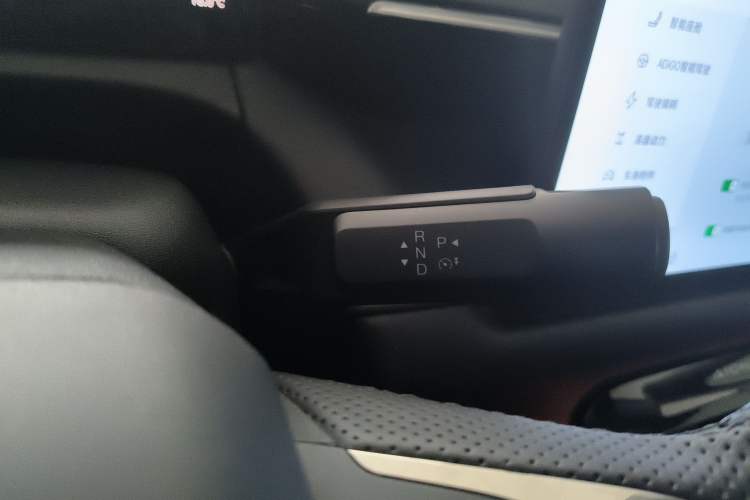 Used AION V 2024 Aion Tyrannosaurus 650 LiDAR Edition
