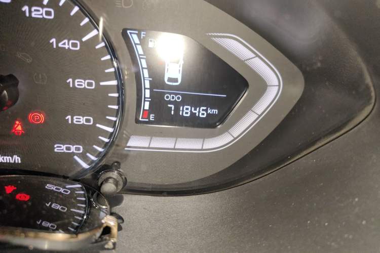 Used Changan Alsvin 2018 1.4L Manual Luxury Model China V Standard