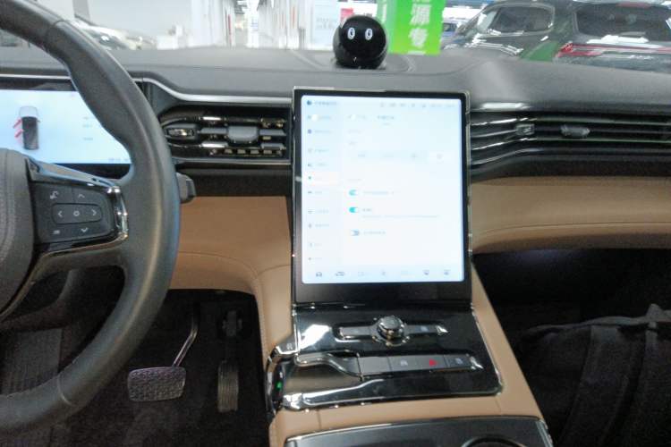 Used Nio ES8 2020 580 km Range Signature Edition Six-Seater Version
