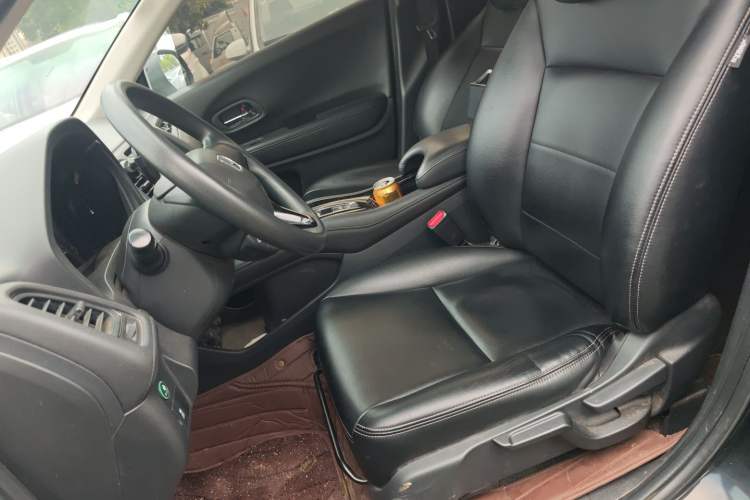 Used Honda Vezel 2017 1.8L CVT 2WD Elite Model
