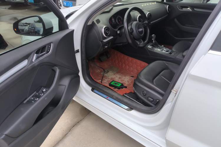 Used Audi A3 2015 Limousine 45 TFSI S line Luxury Model
