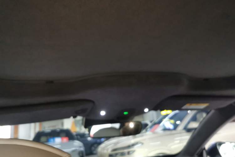 Used Nio ET7 2023 75 kWh Headliner