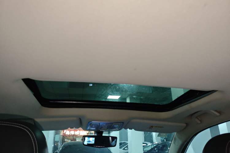 Used Geely Auto Vision X6 2016 1.8L Manual Luxury Model