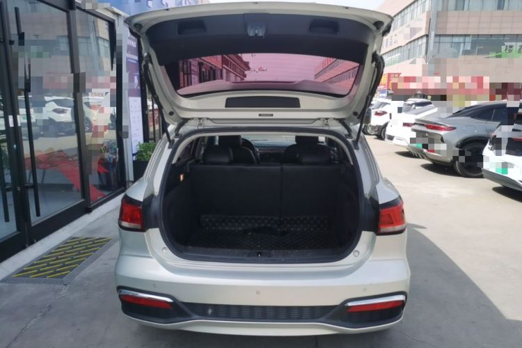 Used Roewe Ei5 2018 Internet Luxury Edition
