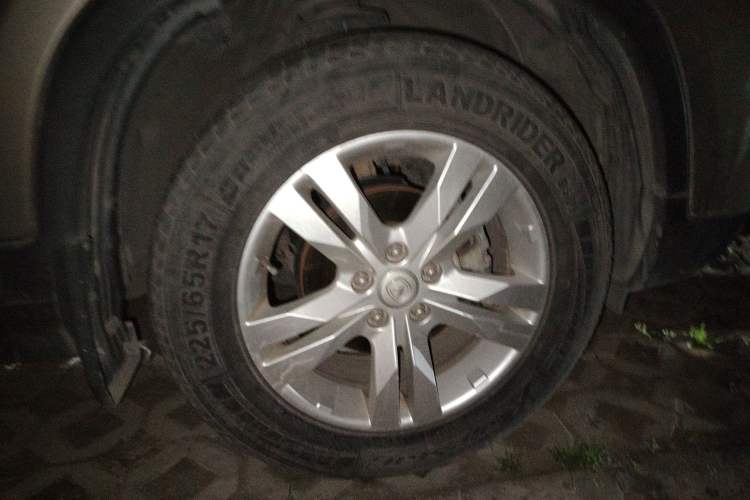 Used CHANGAN CS75 2016 1.8T Automatic Elite Model China IV Standard Right Front Wheel Hub