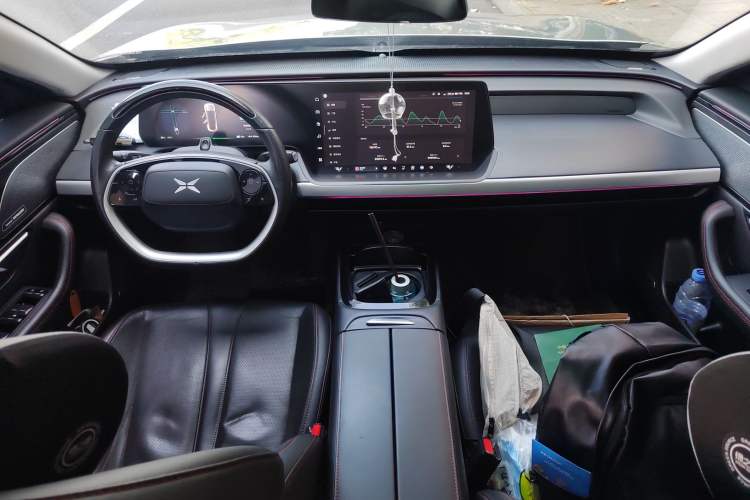 Used XPeng P7 2020 670N Center Console