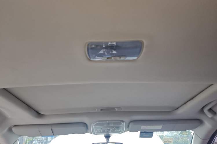 Used Haval H6 2015 Sport Edition 1.5T Automatic Two-Wheel Drive Luxury Model Headliner