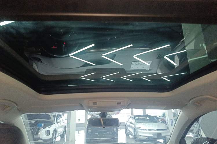 Used Volkswagen Tharu 2021 280TSI Two-Wheel-Drive Luxury Edition