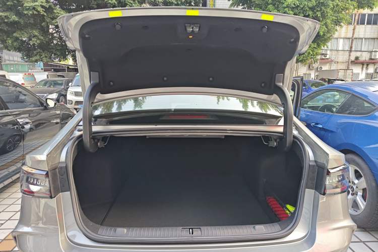 Used Chery Arrizo 8 2023 High-Performance Edition 2.0T DCT Powerfully Equipped