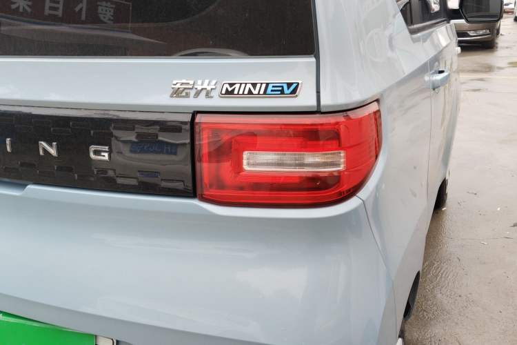 Used Wuling Hongguang MINIEV 2020 Enjoy Edition Lithium-Ion Battery Exterior 3
