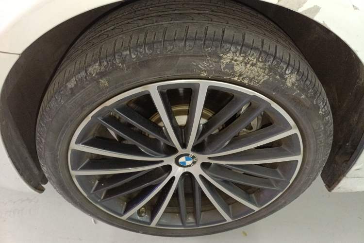 Used BMW 5 Series 2022 Second Facelift 530Li Leading Edition M Sport Package