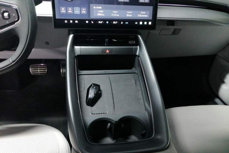 Used ARCFOX Alpha S5 2024 560MAX 185kW
