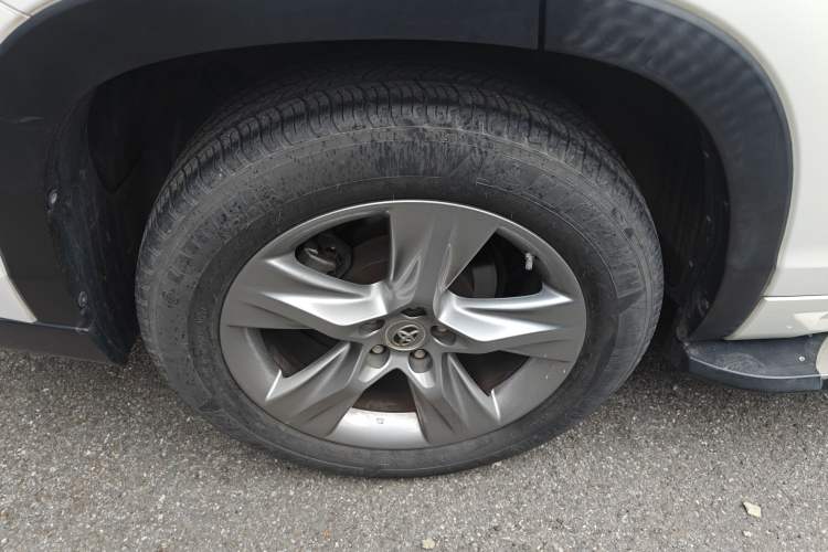 Used Toyota Highlander 2015 2.0T Two-Wheel Drive Luxury Edition 7 Seats Exterior 5