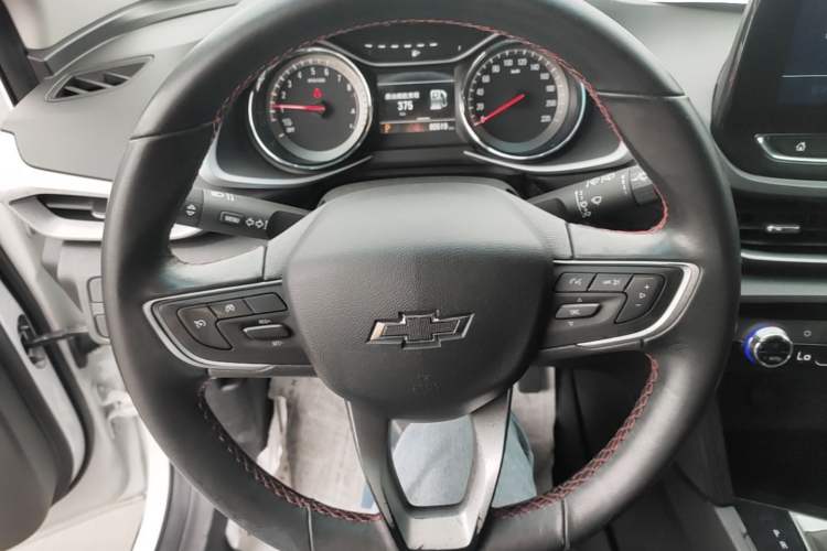 Used Chevrolet Orlando 2020 Light Hybrid Redline 530T Automatic Enjoyment Edition (5+2 Models)
