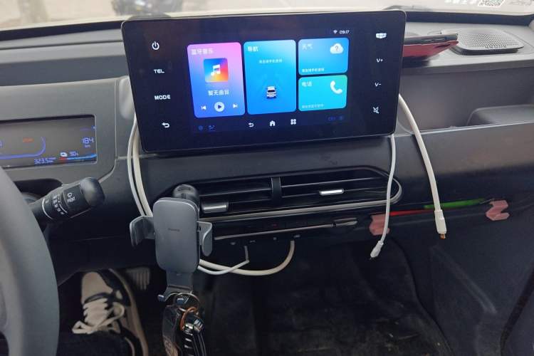 Used Geely Galaxy Panda 2024 Panda Mini 200km Endurance Bear
