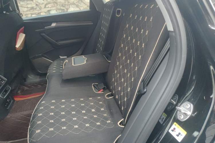 Used Audi Q5L 2021 40 TFSI Luxury Dynamic Edition Left Rear Seat