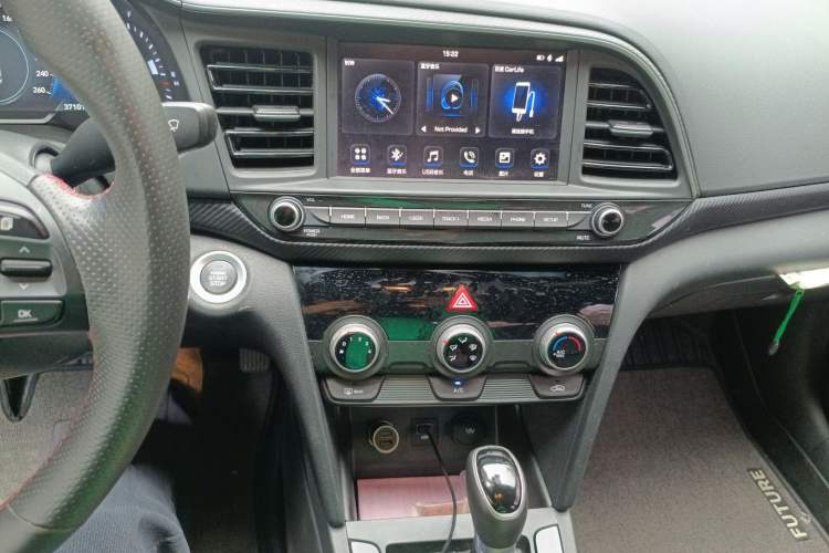 Used Hyundai Elantra (6th Generation / Lingdong) 2019 1.4T Dual-Clutch Xuan Dong · Dynamic Model