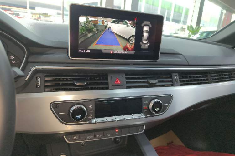 Used Audi A4L 2019 40 TFSI Fashion Edition China VI Emission Standard
