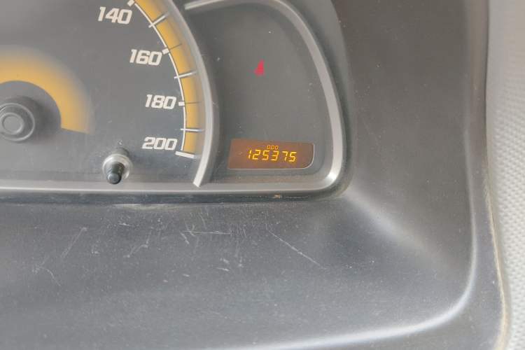 Used Chevrolet Sail 2013 Sedan 1.2L Manual Warm Edition
