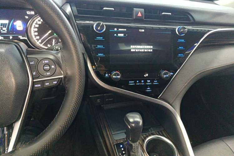 Used Toyota Camry 2019 2.0G Luxury Edition China VI Standard
