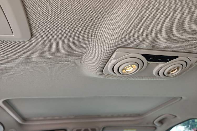 Used BMW 3 Series 2019 320Li Fashion Model
